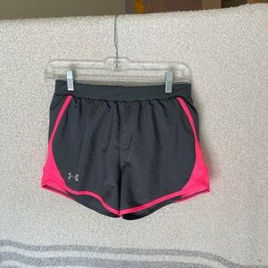 Under Armour loose running shorts - XS